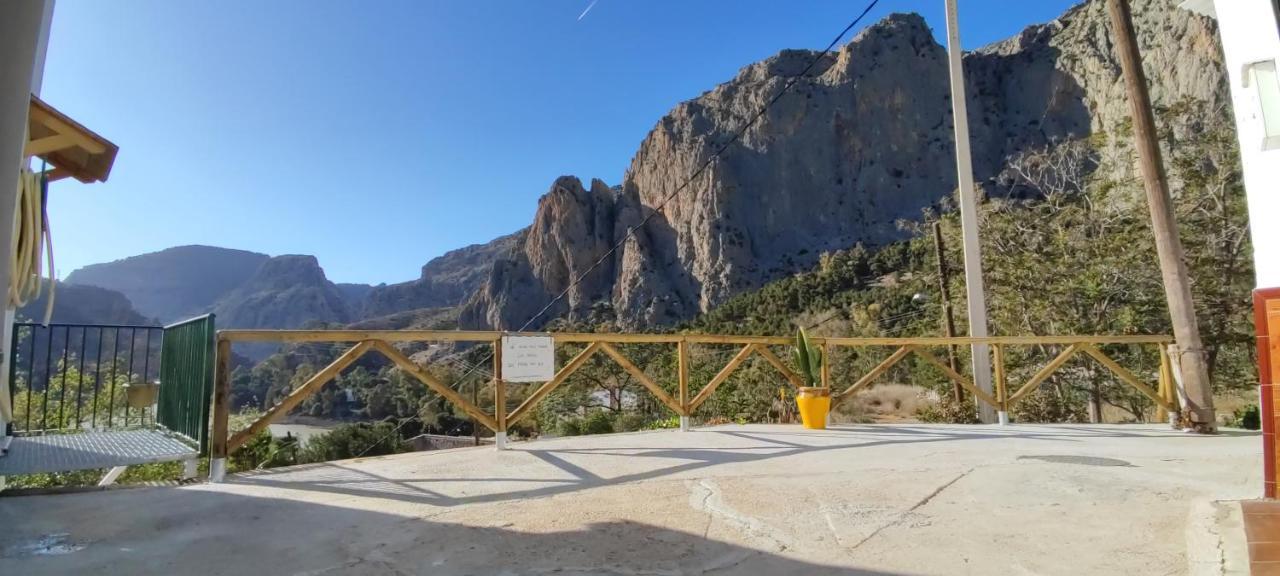 La Barberia De Miguel Villa El Chorro Exterior photo
