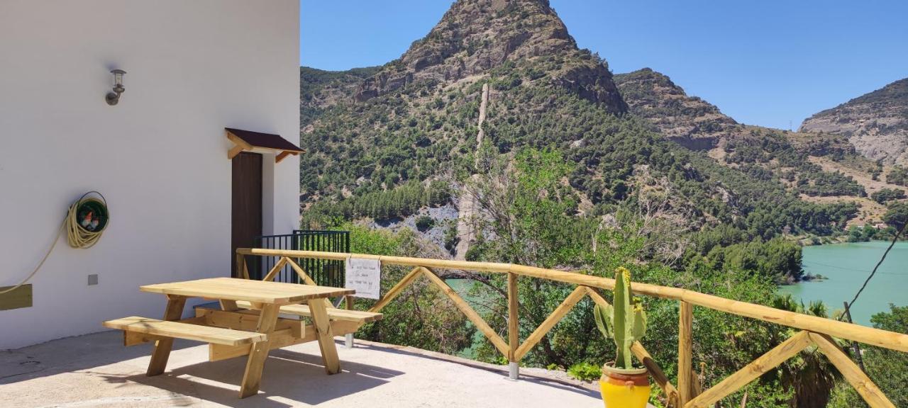 La Barberia De Miguel Villa El Chorro Exterior photo